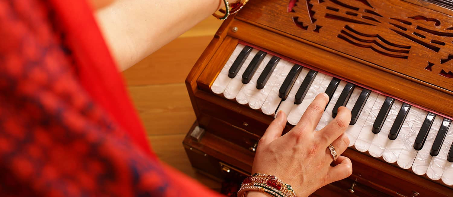 Bhajan Kirtan Armonia Yoga Modena
